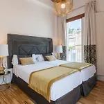 Ξενοδοχείο με διαμερίσματα Bibo Oro Del Darro 4*
